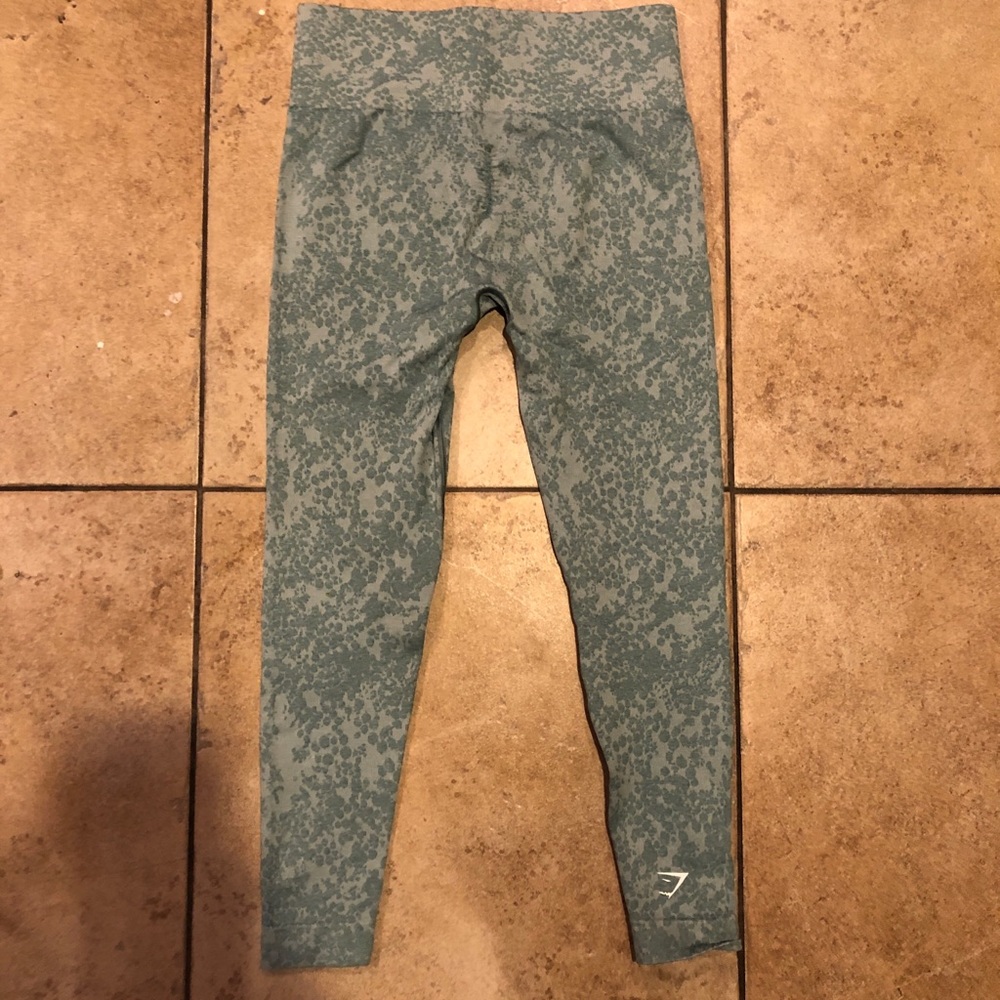 PLEASE READ FIRST!! Gymshark Adapt Animal Leggings